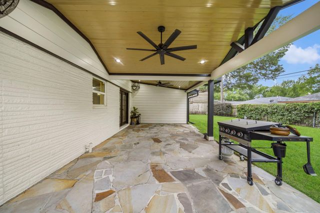 4407 Rosebay Drive, Houston, TX 77018