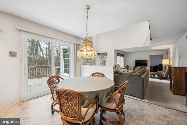 32 CONSTITUTION DR, Southampton, NJ 08088