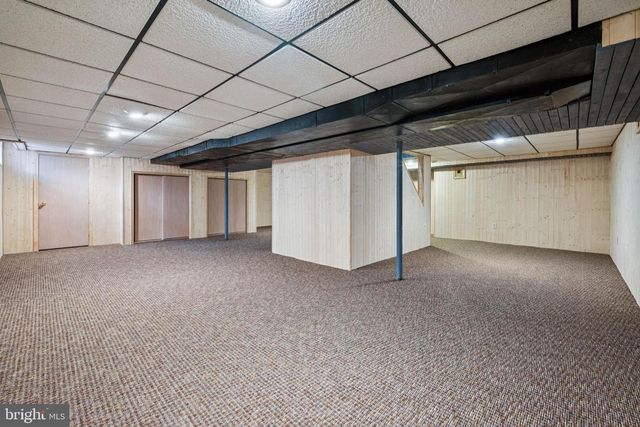 32 CONSTITUTION DR, Southampton, NJ 08088