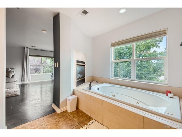 6598 S Telluride St, Aurora, CO 80016