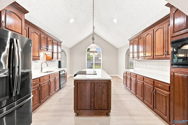 1902 Lillian Drive, Athens, AL 35611