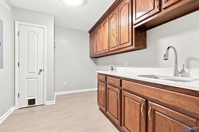 1902 Lillian Drive, Athens, AL 35611