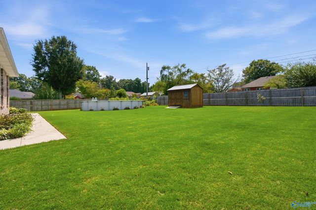 1902 Lillian Drive, Athens, AL 35611