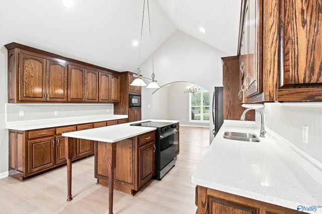 1902 Lillian Drive, Athens, AL 35611