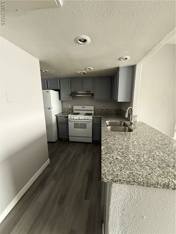 1830 North Pecos Road 258, Las Vegas, NV 89115