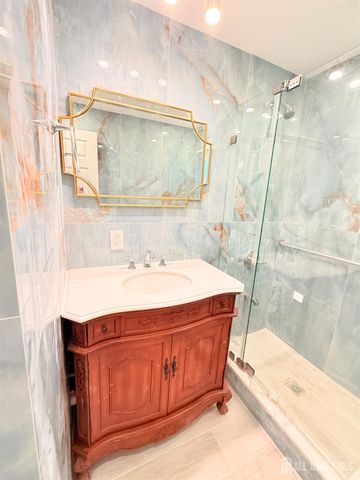 385 Pierson Avenue 2, Edison, NJ 08837