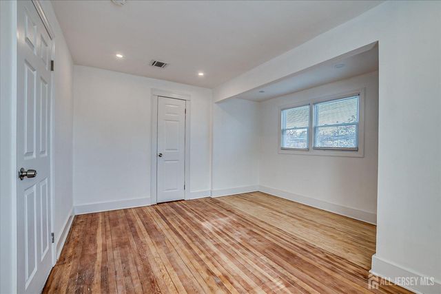 385 Pierson Avenue 2, Edison, NJ 08837