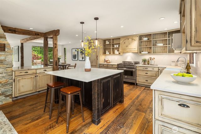 22619 87th Avenue SE, Woodinville, WA 98077