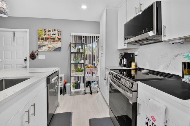 13953 NESTING Way D, Delray Beach, FL 33484