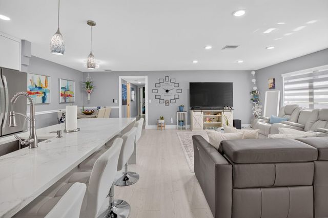 13953 NESTING Way D, Delray Beach, FL 33484