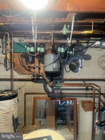 131 SALEM CHURCH RD, Mechanicsburg, PA 17050