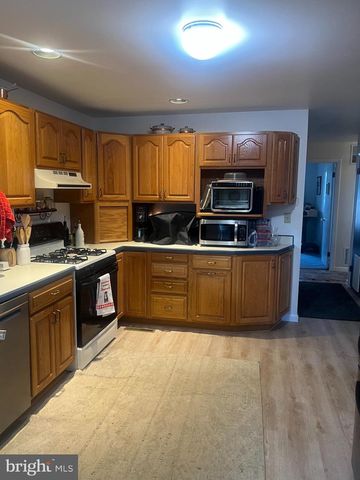 131 SALEM CHURCH RD, Mechanicsburg, PA 17050