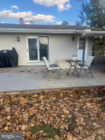 131 SALEM CHURCH RD, Mechanicsburg, PA 17050