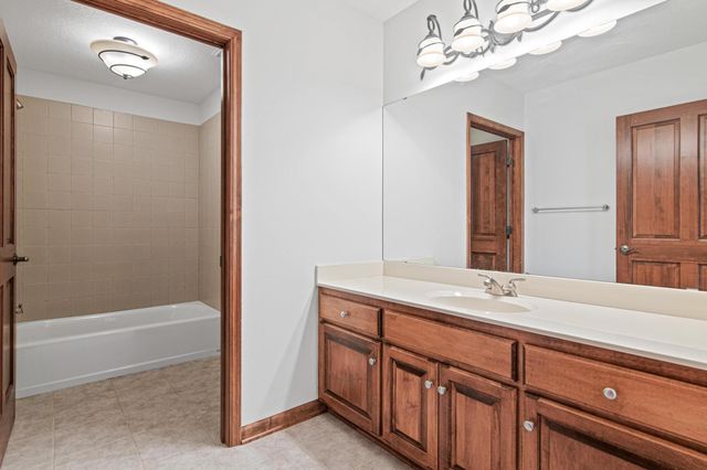 3447 Siems Court, Arden Hills, MN 55112