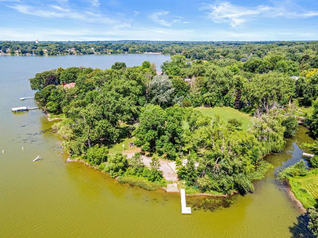 3447 Siems Court, Arden Hills, MN 55112