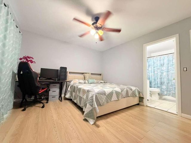 2403 Seaside Drive, Greenacres, FL 33463