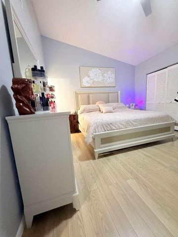 2403 Seaside Drive, Greenacres, FL 33463