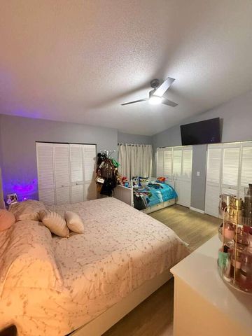 2403 Seaside Drive, Greenacres, FL 33463