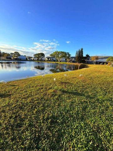 2403 Seaside Drive, Greenacres, FL 33463