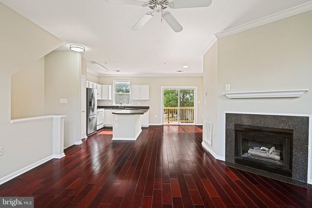 21792 JARVIS SQ, Ashburn, VA 20147