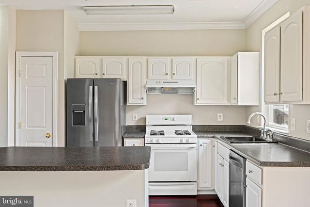 21792 JARVIS SQ, Ashburn, VA 20147
