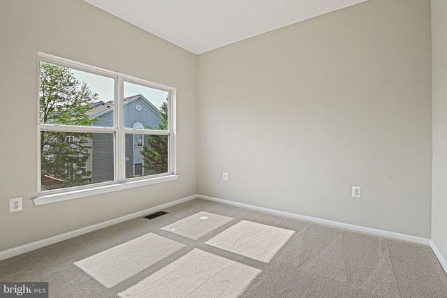 21792 JARVIS SQ, Ashburn, VA 20147