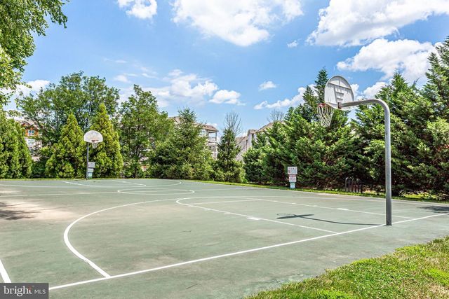 21792 JARVIS SQ, Ashburn, VA 20147