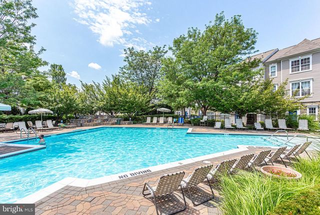21792 JARVIS SQ, Ashburn, VA 20147
