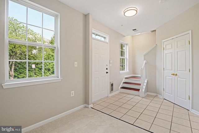 21792 JARVIS SQ, Ashburn, VA 20147