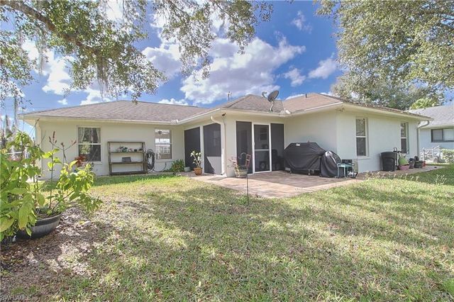 11407 Rabun Gap DR, North Fort Myers, FL 33917