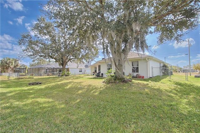 11407 Rabun Gap DR, North Fort Myers, FL 33917