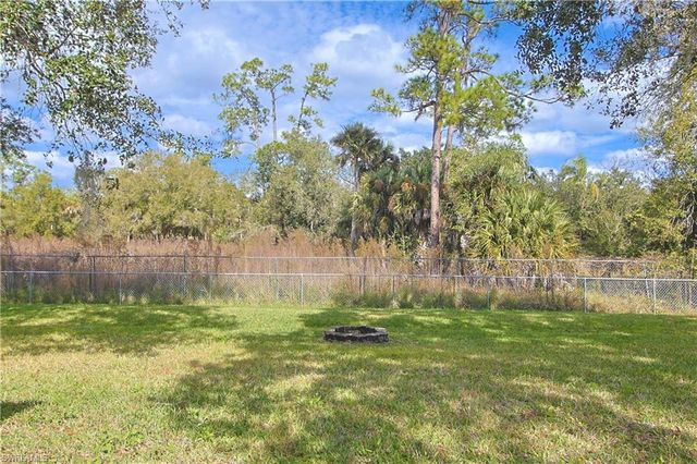 11407 Rabun Gap DR, North Fort Myers, FL 33917