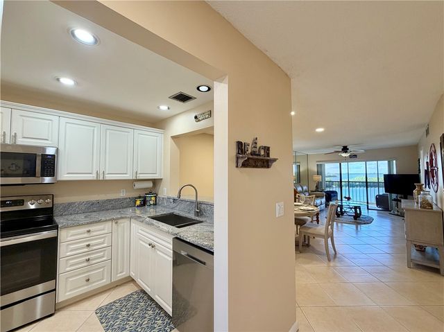 5155 N Highway A1A Highway 314, Hutchinson Island, FL 34949