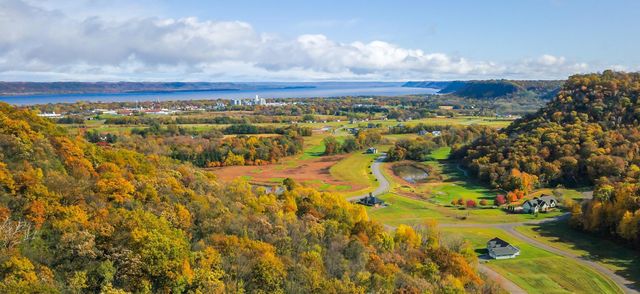 2824 Oakhurst Drive, Lake City, MN 55041