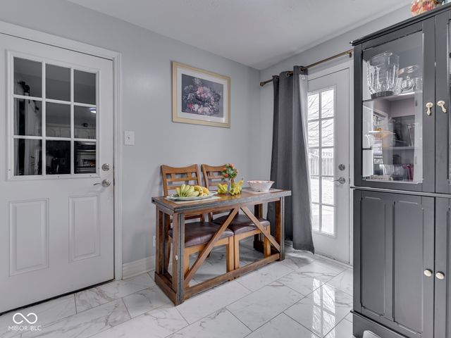 9119 Electric Court, Indianapolis, IN 46260