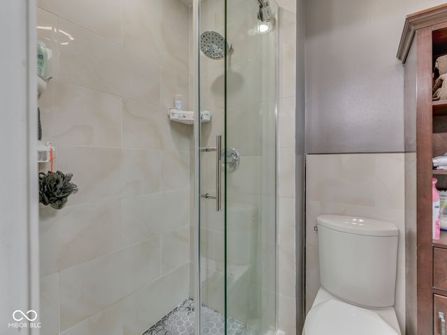 9119 Electric Court, Indianapolis, IN 46260