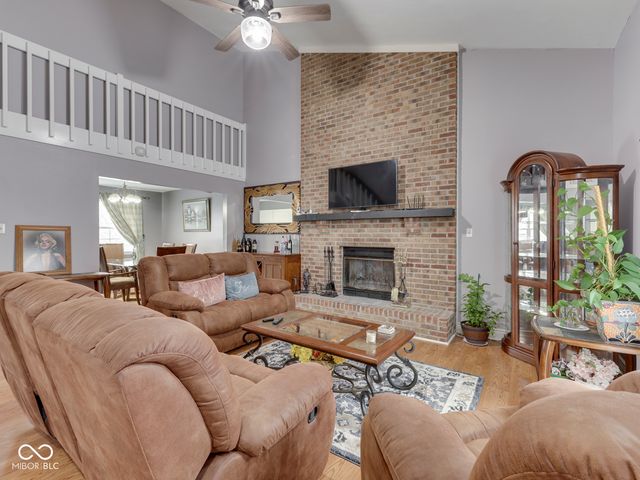 9119 Electric Court, Indianapolis, IN 46260