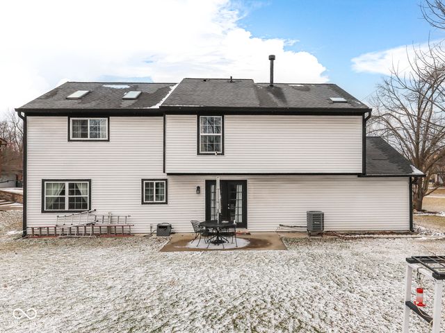 9119 Electric Court, Indianapolis, IN 46260