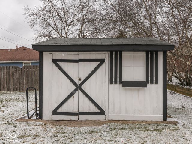 9119 Electric Court, Indianapolis, IN 46260