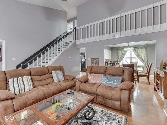 9119 Electric Court, Indianapolis, IN 46260