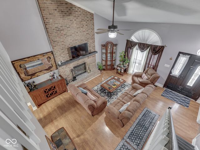 9119 Electric Court, Indianapolis, IN 46260