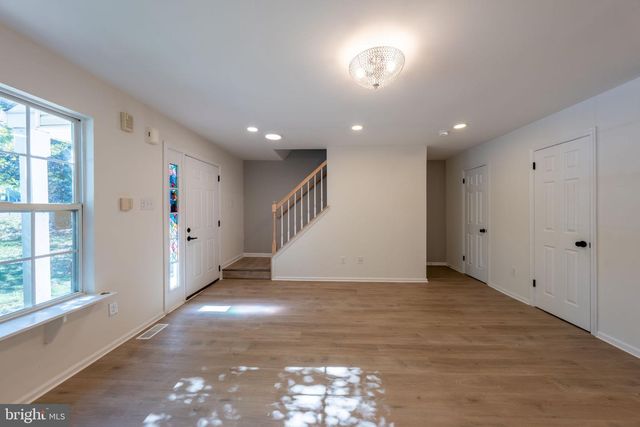 3900 CAPTAIN MOLLY CIR, Doylestown, PA 18902