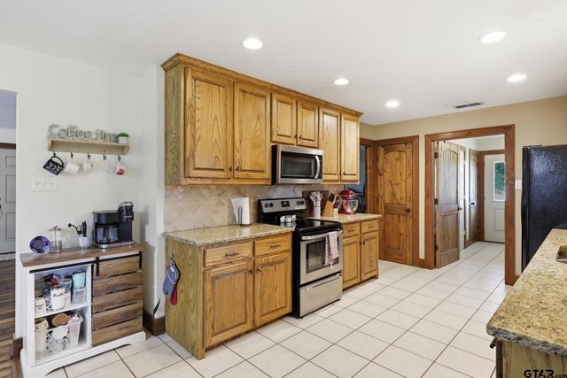 121 PR 4078, Gilmer, TX 75644