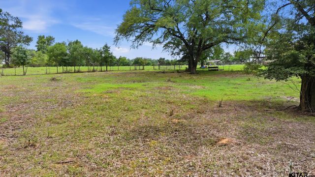 121 PR 4078, Gilmer, TX 75644