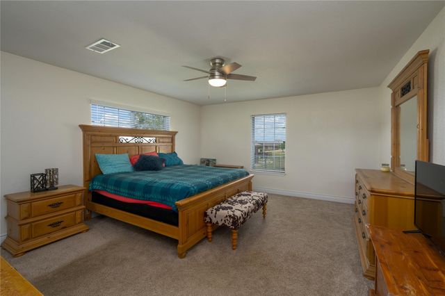 1905 Oak Springs RD, Kempner, TX 76539