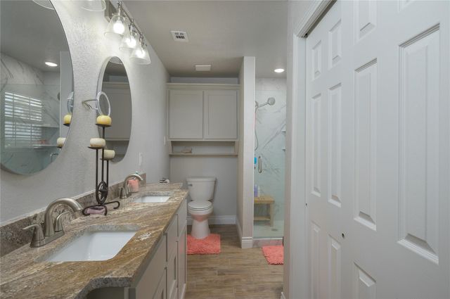 1905 Oak Springs RD, Kempner, TX 76539