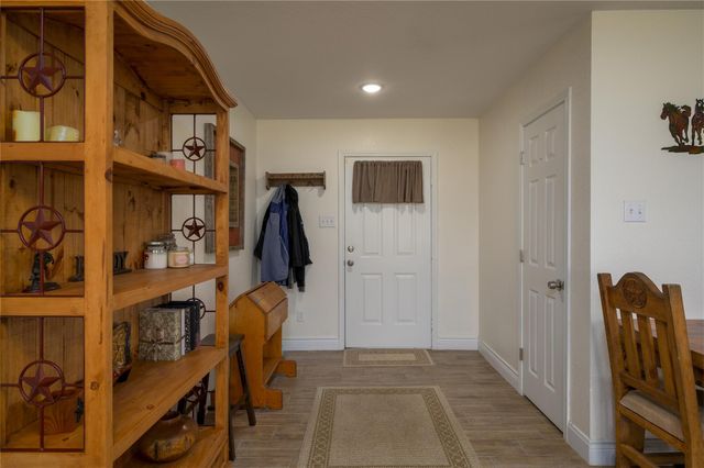 1905 Oak Springs RD, Kempner, TX 76539