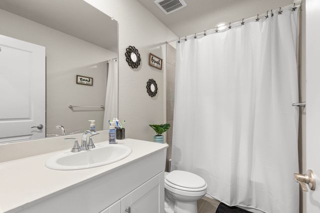 220 Sugarlands Drive, Greenville, TX 75402