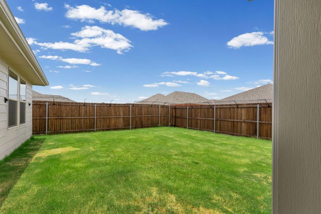 220 Sugarlands Drive, Greenville, TX 75402