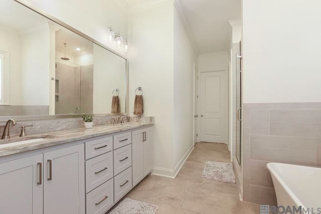 4925 Crestfield Way, Gonzales, LA 70737